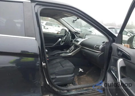 2020 Mitsubishi Eclipse Cross Le 1.5T Awc z USA, uszkodzony, nr VIN JA4AT4AA3LZ027777